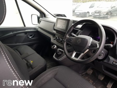 2025 Renault Trafic - thumbnail 6