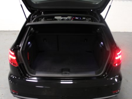 2018 Audi A3 - thumbnail 26