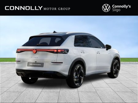 2026 Volkswagen T-Roc RLINE 1.5TSI 150HP AUTO *NEW MODEL* €49,857 thumbnail
