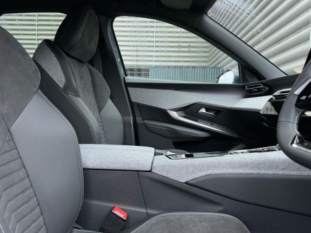 2026 Peugeot 3008 - thumbnail 11