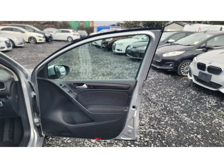 2012 Volkswagen Golf - thumbnail 7