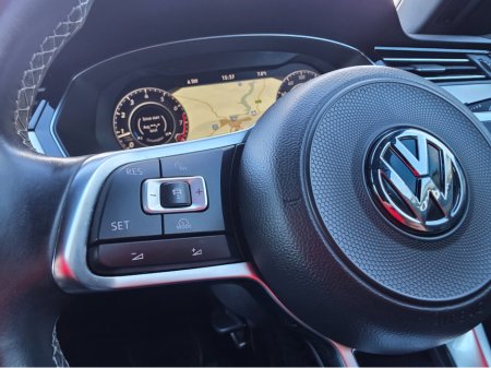 2018 Volkswagen Arteon 2.0 TSI  4 MOTION 280BHP VIRTUAL DASH FULL LEATHER HEATED ELECTRIC SEATS SAT NAV CARPLAY ANDROID AUTO BLIND SPORT PARKING SENSORS SELF PARKING ASSIST 360 CAMERA €27,500 thumbnail