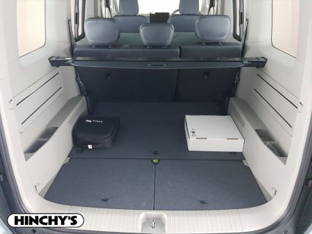 2026 Kia PV5 PV5 Passenger K4 5 Seater thumbnail