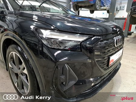 2021 Audi Q4 e-tron 40 E-tron 40 S Line thumbnail