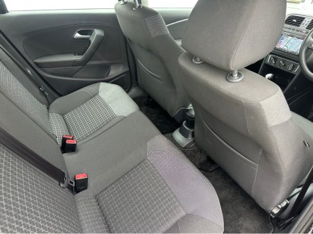 2017 Volkswagen Polo - thumbnail 25