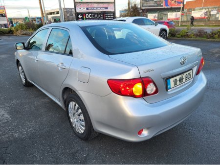 2010 Toyota Corolla - thumbnail 5