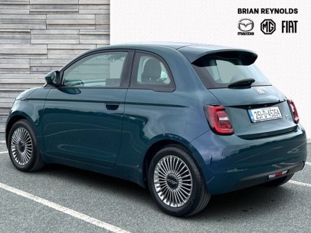 2025 Fiat 500e 500 E ICON 42KWH 3DR AUTO €22,750
