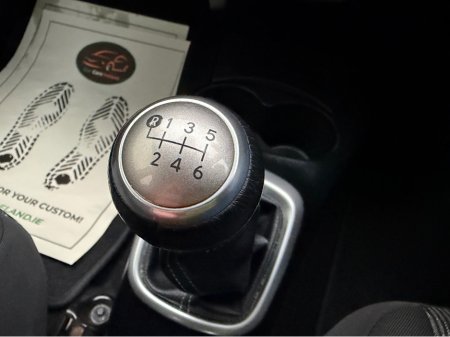 2015 Toyota Yaris SOL 1.33 PETROL 6 SPEED MANUAL 4DR HATCHBACK *ONE OWNER IRISH CAR* *TOP SPEC* *FULL TOYOTA SERVICE HISTORY* *NEW NCT 01/2027* *€200 ROAD TAX* *FINANCE ARRANGED TODAY* €10,450 thumbnail