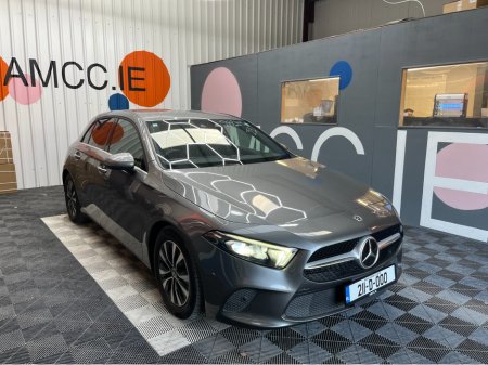 2021 Mercedes-Benz A Class 2021 MERCEDES-BENZ A200D 2.0 AUTOMATIC / CRUISE CONTROL / REVERSE CAMERA / ELECTRIC MEMORY & HEATED SEATS / PADDLE SHIFTERS AND MORE