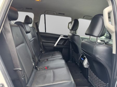 2024 Toyota Landcruiser - thumbnail 13