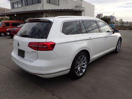 2020 Volkswagen Passat - thumbnail 5