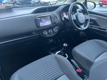 2019 Toyota Yaris 1.0 5DR LUNA thumbnail