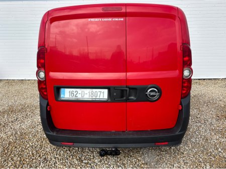 2016 Opel Combo - thumbnail 6