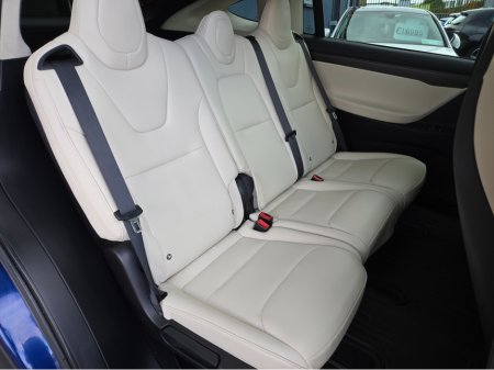 2019 Tesla Model X - view 4