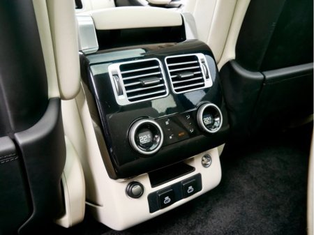 2021 Land Rover Range Rover - thumbnail 30