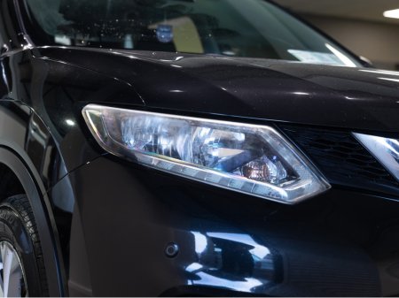 2015 Nissan X-Trail - thumbnail 8