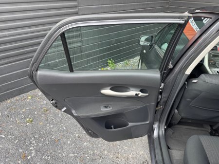 2009 Toyota Auris - thumbnail 17