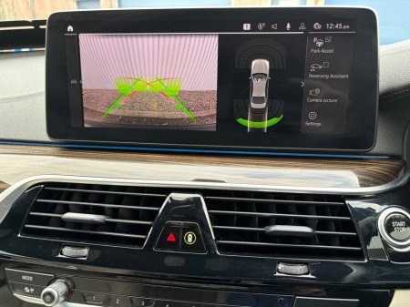 2022 BMW 5 Series - thumbnail 22