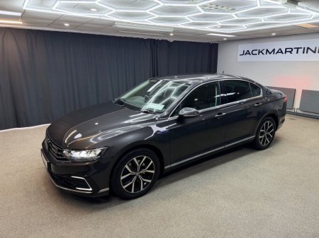 2022 Volkswagen Passat GTE S-A DSG €25,450 thumbnail