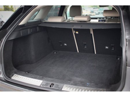 2018 Land Rover Range Rover Velar 2.0D TD4 180 Standard €29,995 thumbnail