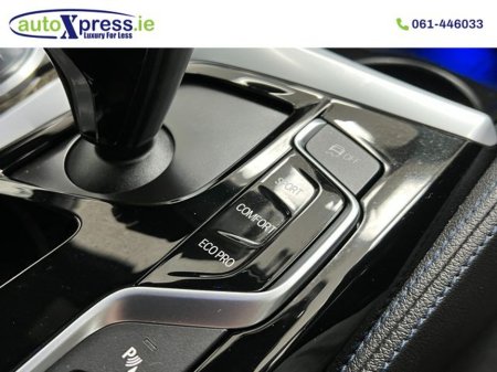 2018 BMW 5 Series - thumbnail 45