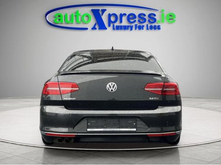 2018 Volkswagen Passat - thumbnail 9