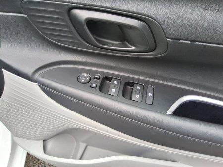 2022 Hyundai i20 - thumbnail 17