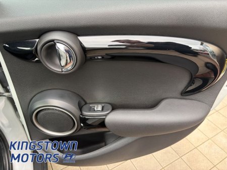 2015 MINI Cooper - thumbnail 15