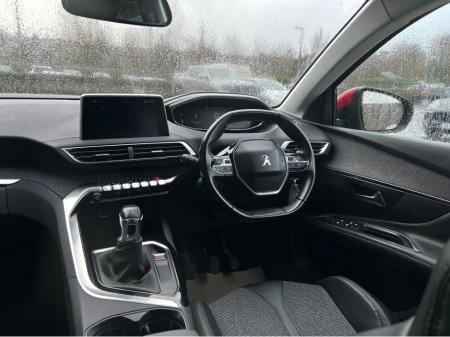 2018 Peugeot 3008 ALLURE 1.5 BLUE HDI 130 6 6.2 4DR €15,950 thumbnail