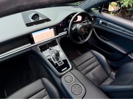 2022 Porsche Panamera 4 E-HY E-HYBRID 5DR AUTO €79,950 thumbnail