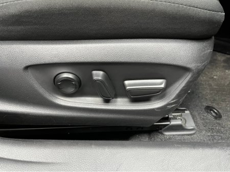 2021 Toyota Camry €25950 2021 TOYOTA CAMRY G 2.5 AUTOMATIC / CRUISE CONTROL / REVERSE CAMERA / ELECTRIC SEATS / PADDLE SHIFTERS AND MORE €25,950 thumbnail