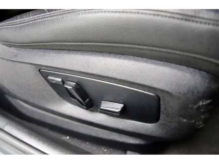 2018 BMW 5 Series - thumbnail 16