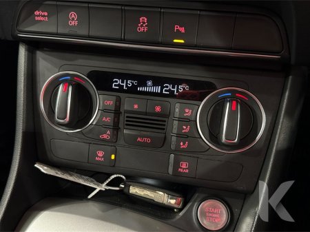 2017 Audi Q3 1.4 TFSI - AUTOMATIC - ALLOY WHEELS - ELECTRIC TAILGATE - MULTI FUNCTION STEERING WHEEL - CRUISE CONTROL - REVERSE CAMERA €18,950 thumbnail