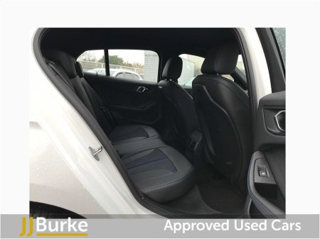 2023 BMW 1 Series - thumbnail 10