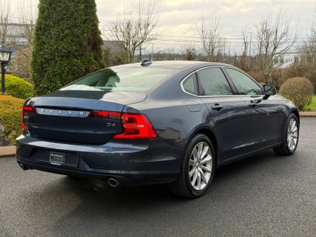 2019 Volvo S90 D4 190hp Momentum Geartronic thumbnail