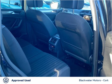 2022 Volkswagen Tiguan Allspace 2.0TDI 150BHP LIFE €37,995 thumbnail