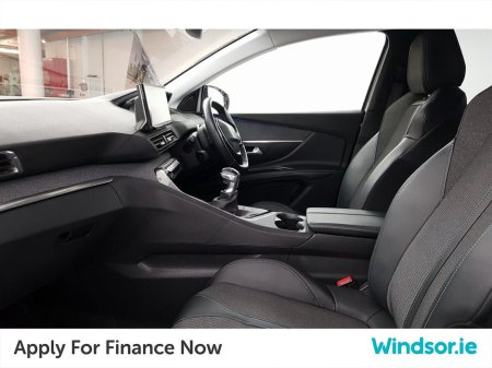 2022 Peugeot 5008 1.5 BlueHDi 130bhp Allure €35,995