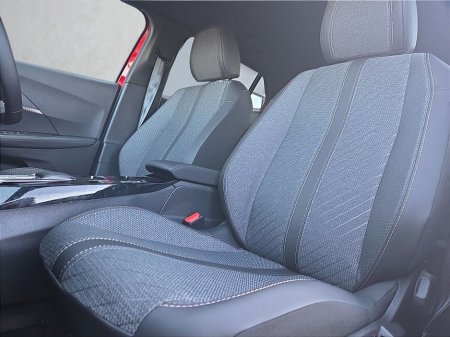 2026 Peugeot 2008 - thumbnail 15