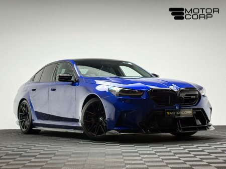 2025 BMW M5 M5 4.4 PHEV 727HP MARINA BAY