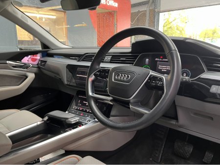 2021 Audi e-tron - thumbnail 9