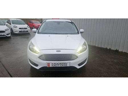 2016 Ford Focus ZETEC APPEARANCE PACK 1.0 ECO 100BHP LOW MILES €8,950 thumbnail