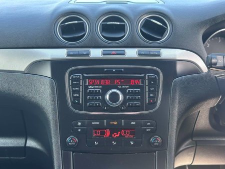2013 Ford Galaxy - photo 17