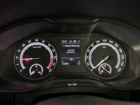 2018 Skoda Kodiaq STYLE 2.0 TDI 150HP DSG**7 SEATER**PANORAMIC SUNROOF**BLACK LEATHER INTERIOR**TOUCH SCREEN MEDIA DISPLAY**REVERSE CAMERA**PARKING SENSORS**DUAL CLIMATE CONTROL**APPLE CARPLAY** €23,995 thumbnail