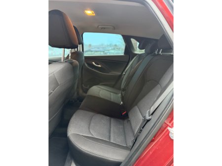 2021 Hyundai i30 I 30 DELUXE 5DR €18,950 thumbnail