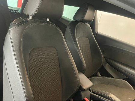 2015 Volkswagen Scirocco SPORT 2.0 TDI MANUAL 6SPEED FWD 150HP 3DR €9,950 thumbnail