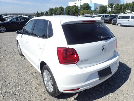 2015 Volkswagen Polo 1.2 Comfortline Upgrade Package €10,950 thumbnail
