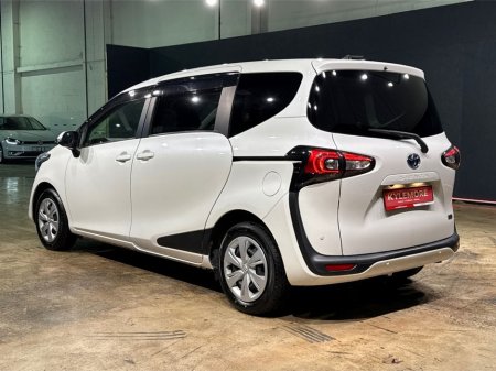 2020 Toyota Sienta 1.5L HYBRID AUTOMATIC - 7 SEATER - CRUISE CONTROL - TOYOTA SAFETY SENSE - REVERSE CAMERA €19,950 thumbnail