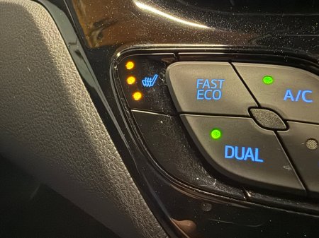 2018 Toyota C-HR 1.2 TURBO PETROL LUNA SPORT €17,900 thumbnail