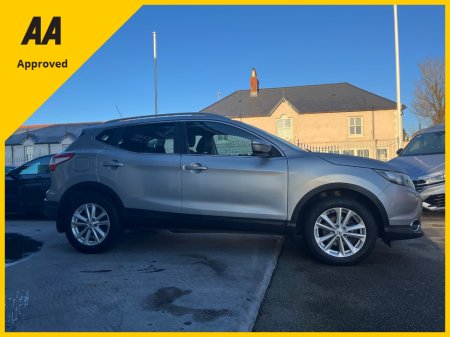 2017 Nissan Qashqai - thumbnail 4