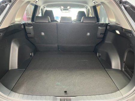 2025 Toyota Rav4 - thumbnail 7